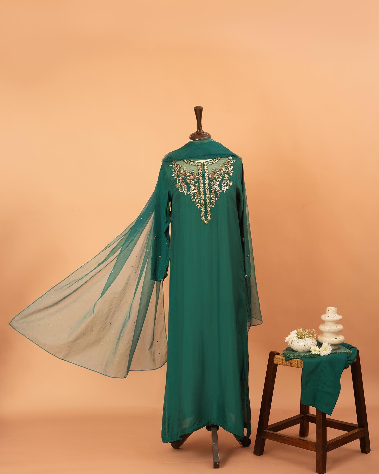 QAFLA COLLECTION NURAH UNSTITCHED