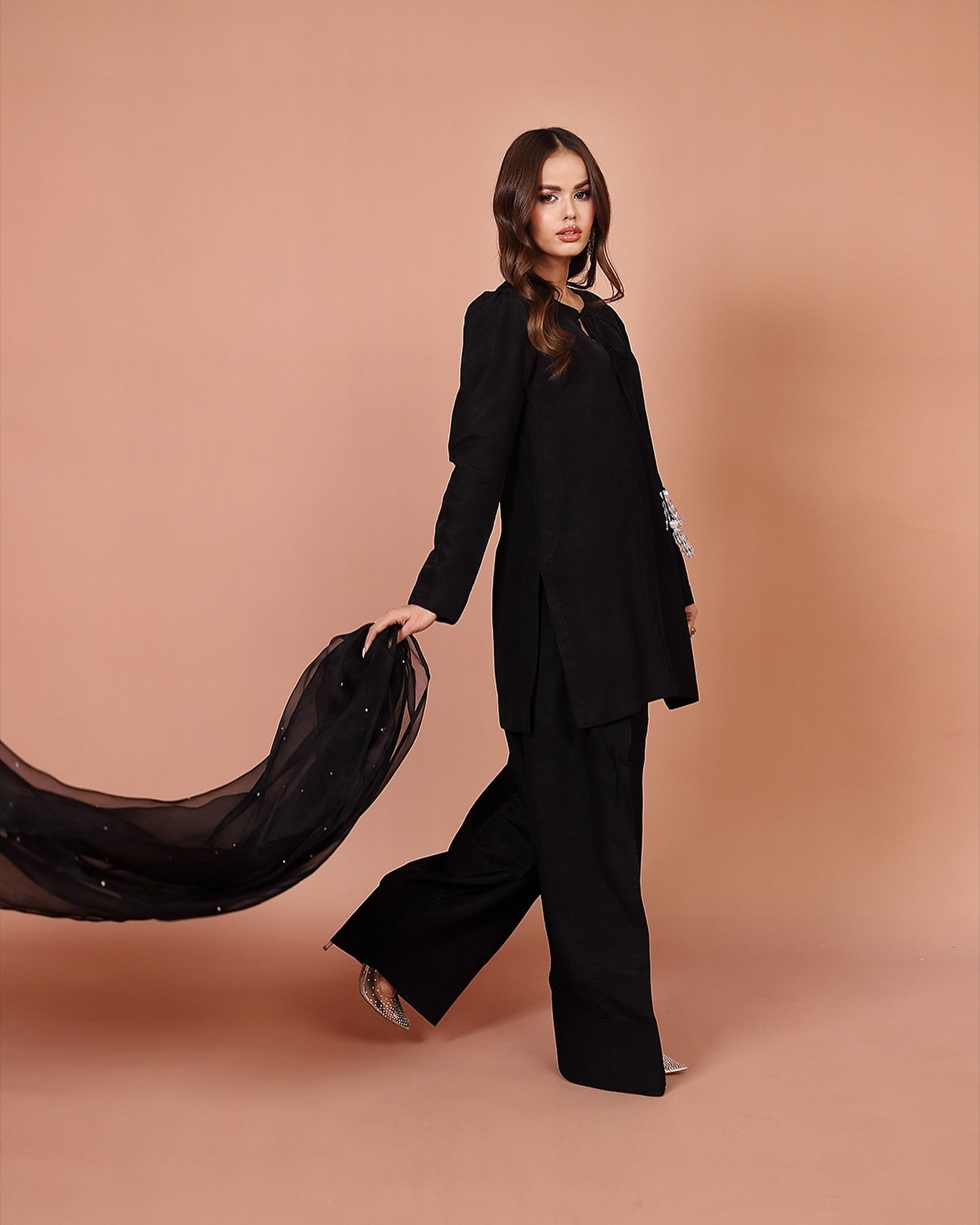 QF- SIA BLACK STITCH