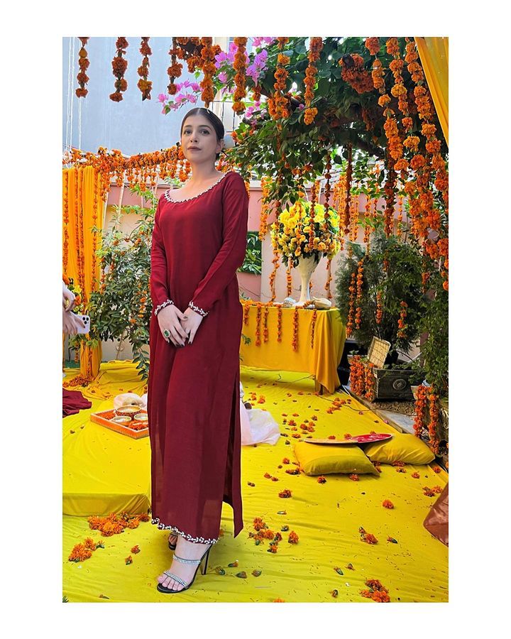 QAFLA COLLECTION  NAVE UNSTITCHED
