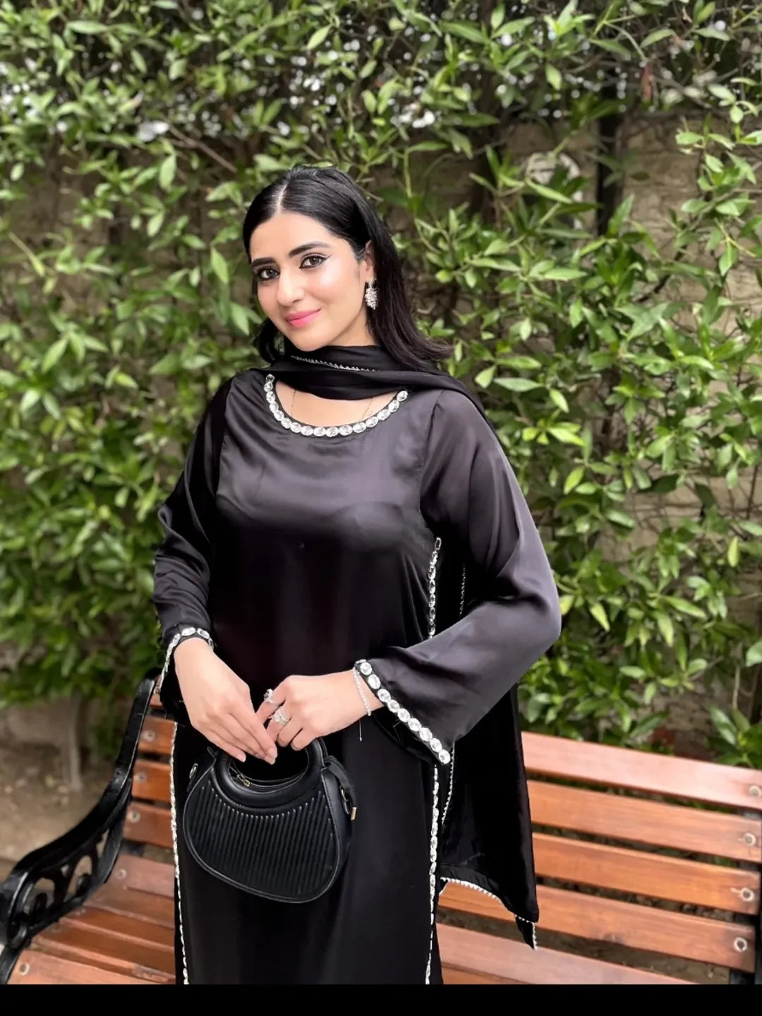 QAFLA COLLECTION ROHANI UNSTICHED