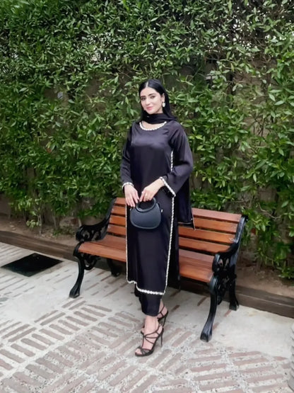 QAFLA COLLECTION ROHANI UNSTICHED