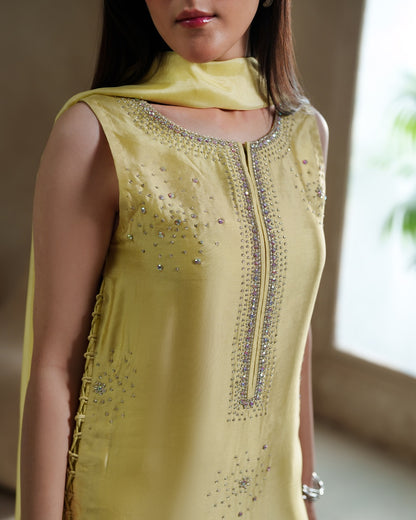 QALFA COLLECTION SAFA UNSTITCHED