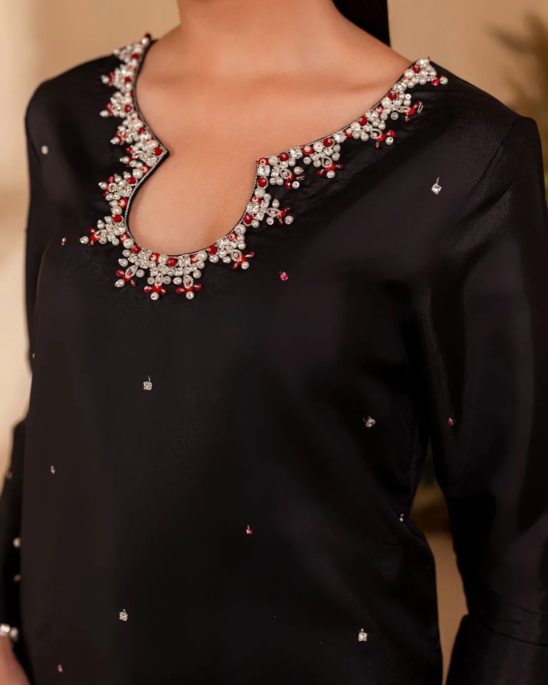 QAFLA COLLECTION  INAYAA UNSTITCHED