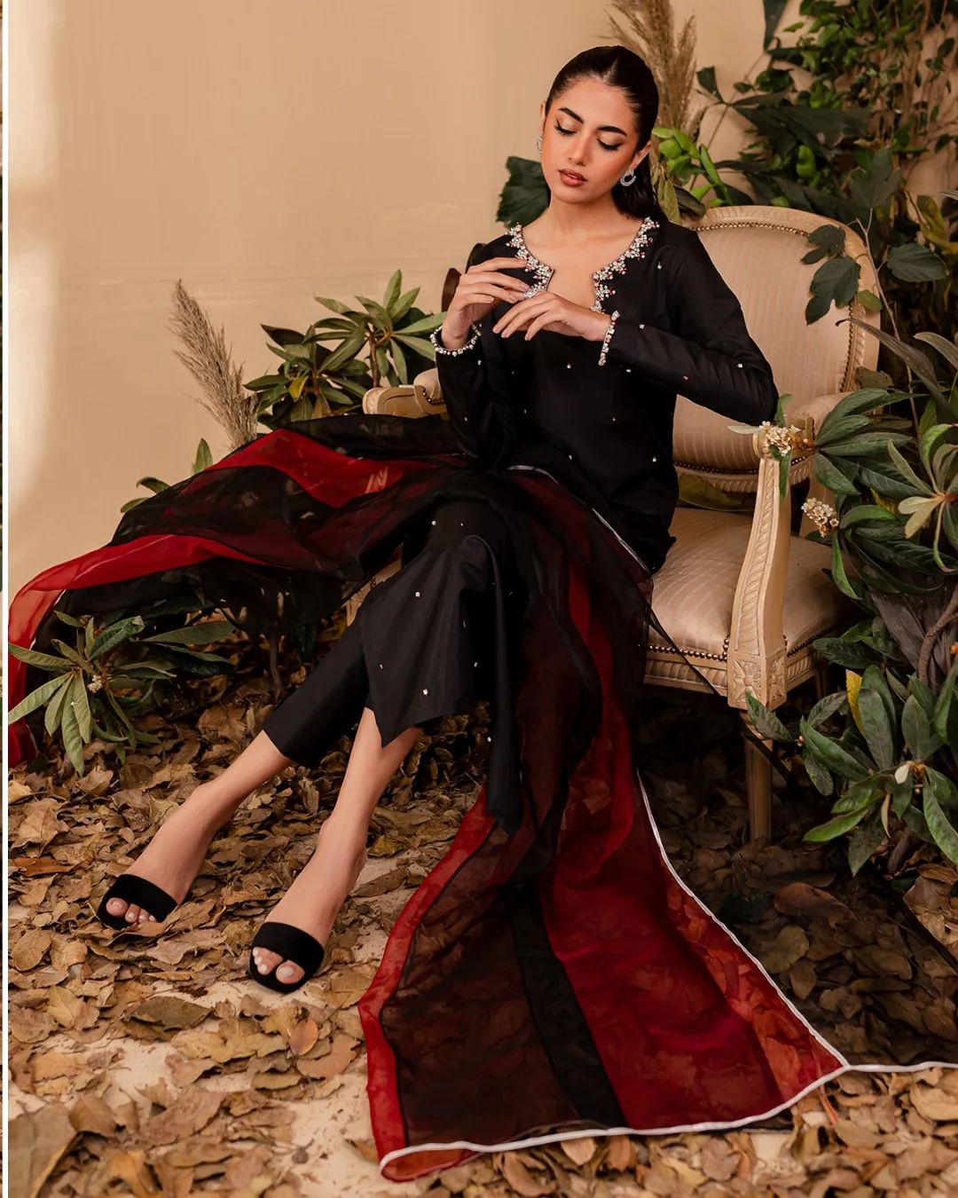 QAFLA COLLECTION  INAYAA UNSTITCHED