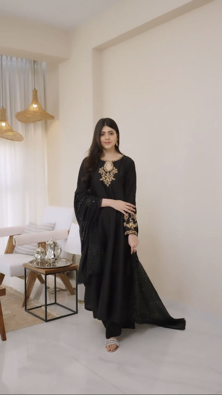 QAFLA COLLECTION  MUSHK  UNSTITCHED