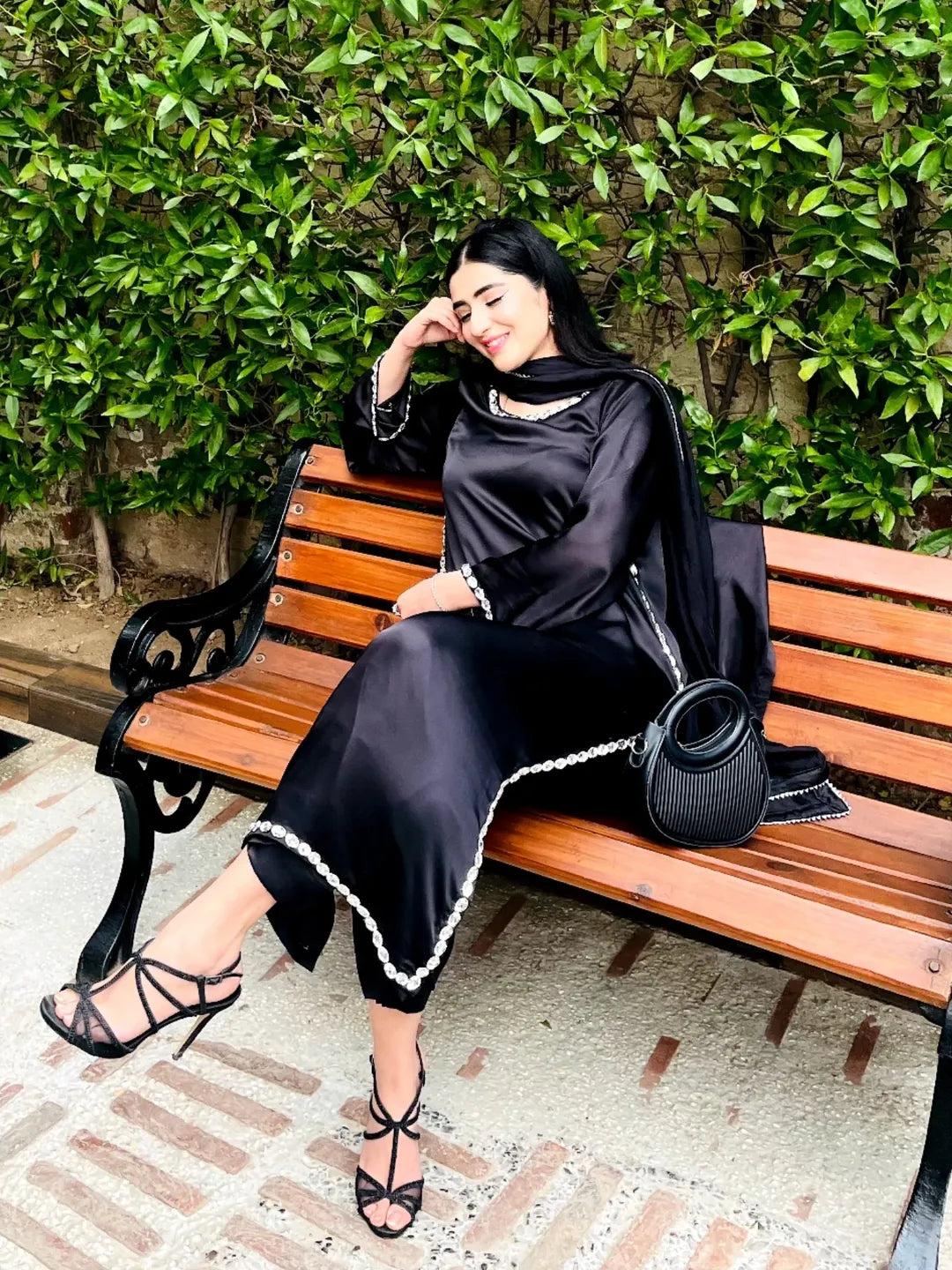 QAFLA COLLECTION ROHANI UNSTICHED