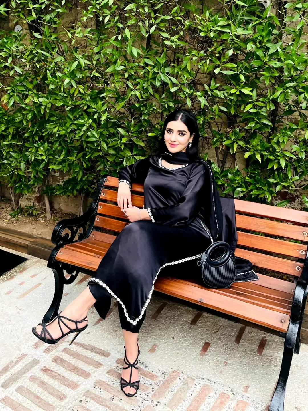 QAFLA COLLECTION ROHANI UNSTICHED