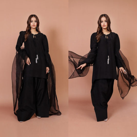 QF- SIA BLACK STITCH