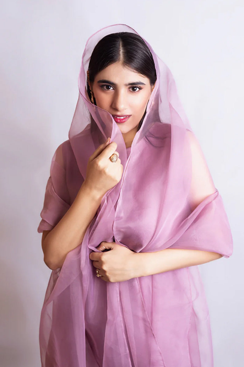 QF-  ZAHRA TEA PINK STITCH