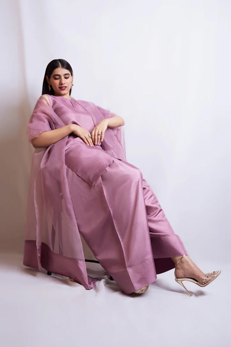 QF-  ZAHRA TEA PINK STITCH