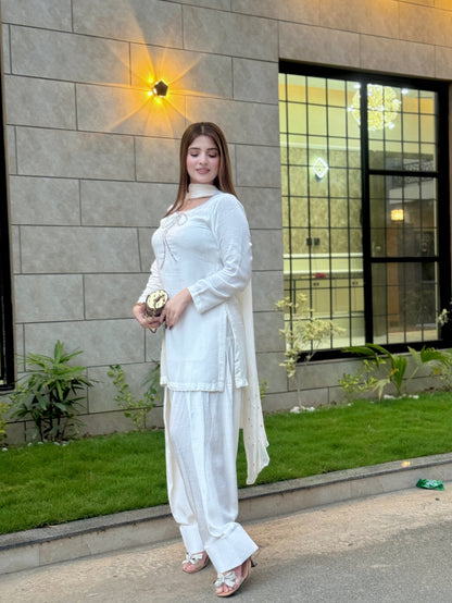 QAFLA COLLECTION MARVI WHITE UNSTITCHED