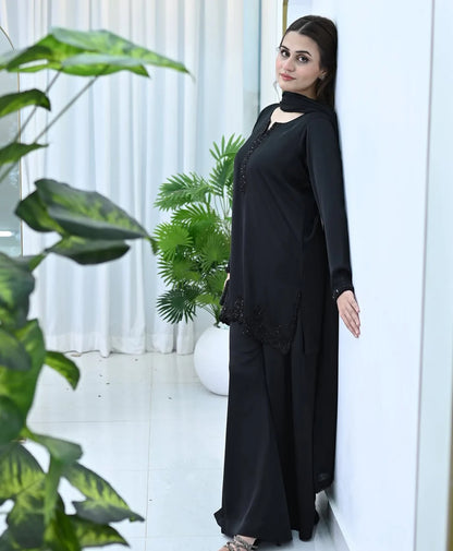 QAFLA COLLECTION BLACK AURA UNSTITCHED