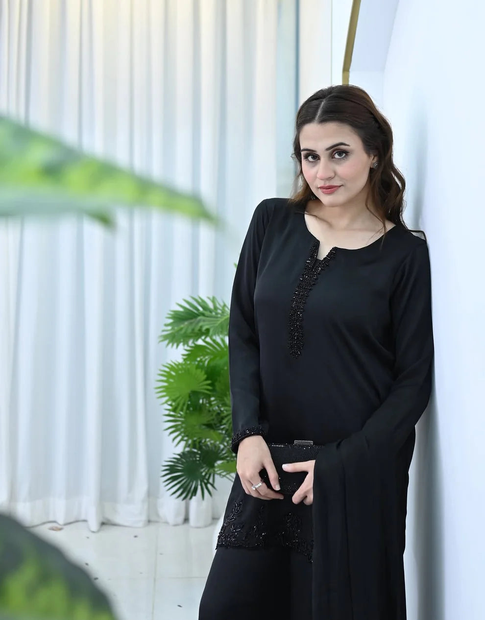 QAFLA COLLECTION BLACK AURA UNSTITCHED