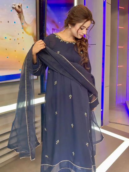 QAFLA COLLECTION GULAL UNSTITCHED