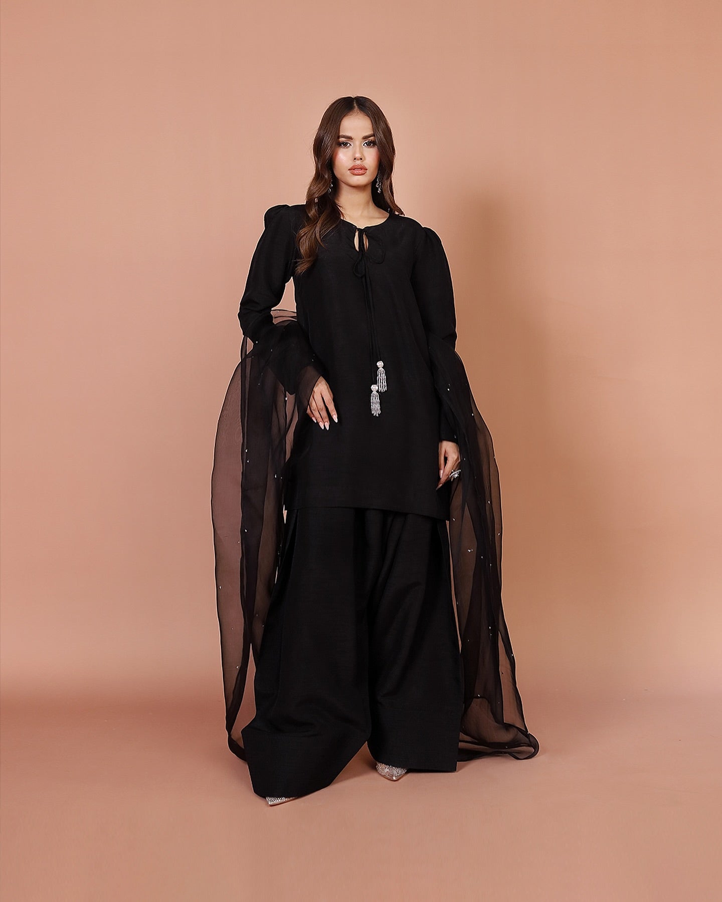 QF- SIA BLACK STITCH