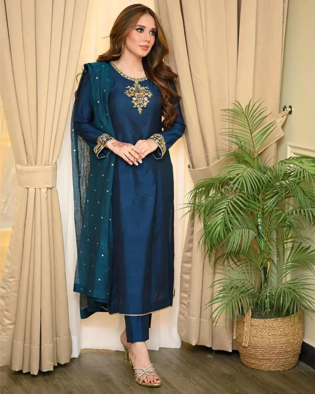 QAFLA COLLECTION  ZARI UNSTITCHED